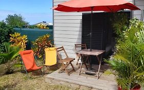 Chambre privée avec salle de bain, WC et jardin
